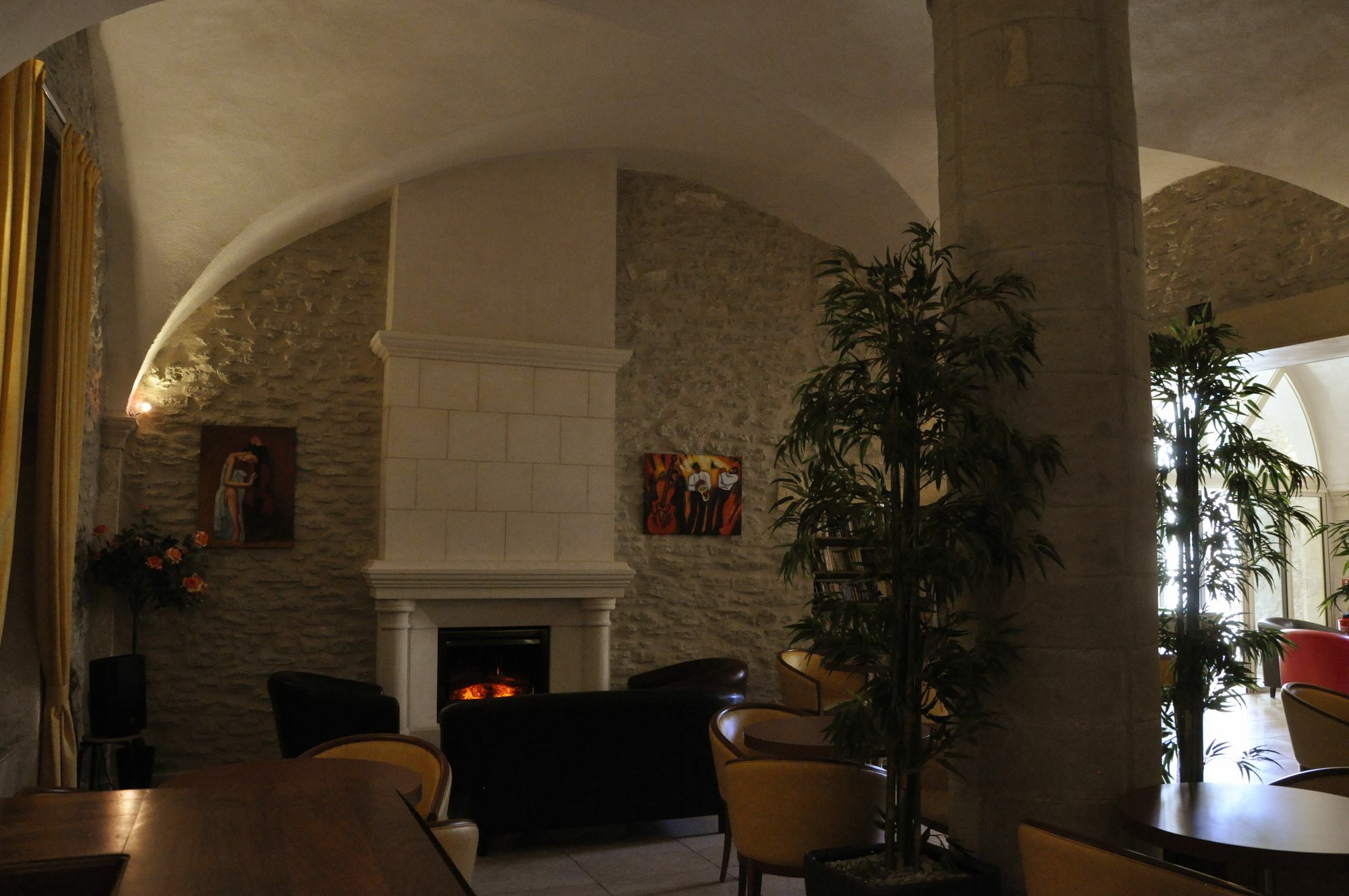 Hotellerie Notre Dame De Lumieres Goult Zewnętrze zdjęcie
